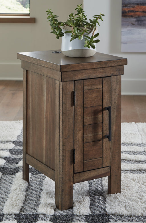 Moriville Chairside End Table - World Furniture Gallery (Newark, CA)