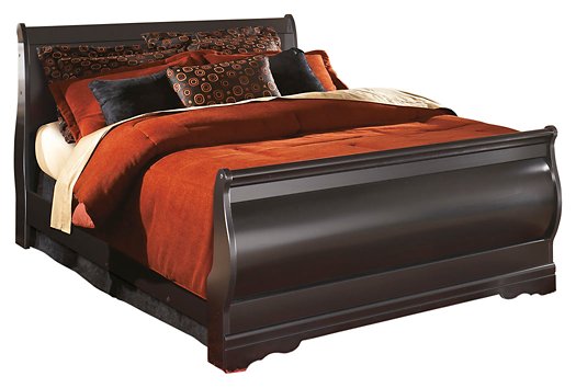 Huey Vineyard Bedroom Set - World Furniture Gallery (Newark, CA)